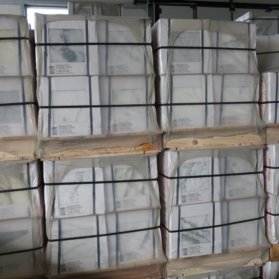 Tiles Calacatta Oro Stock 12 x 12"