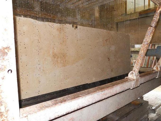 Crema Marfil marble by cutting a block